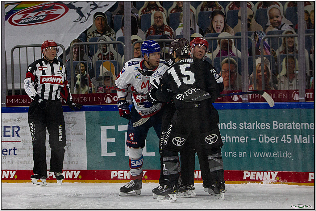 PENNY DEL;  Koelner Haie - Adler Mannheim; Koeln, 08.04.2021